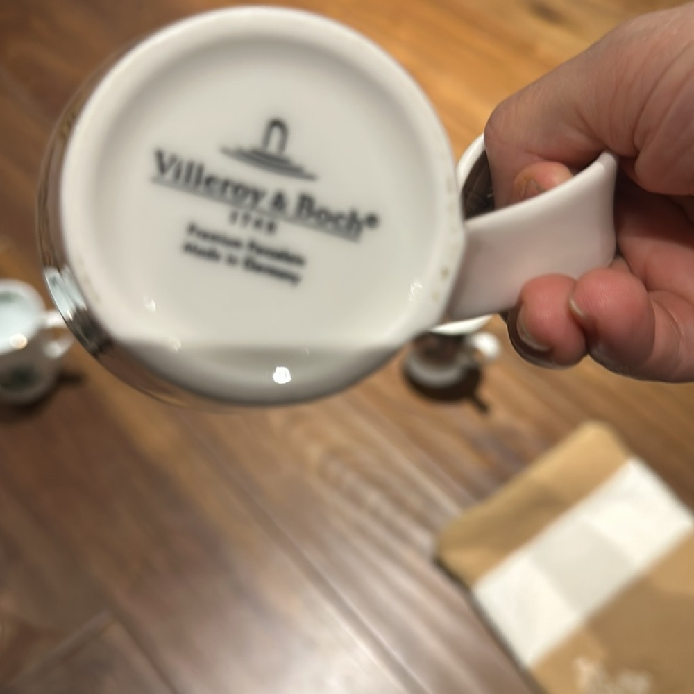 Cup - Picture 2 of 4